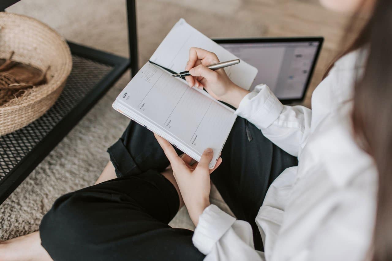 9 Steps to a Financially Organised Life