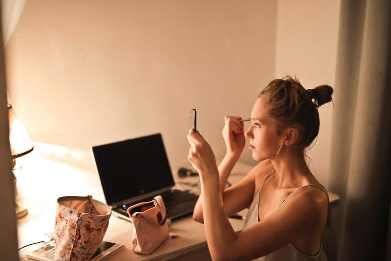 Beauty Tips for Busy Mums (or How to Get Out the Door in 5 Easy Steps on Any Budget)