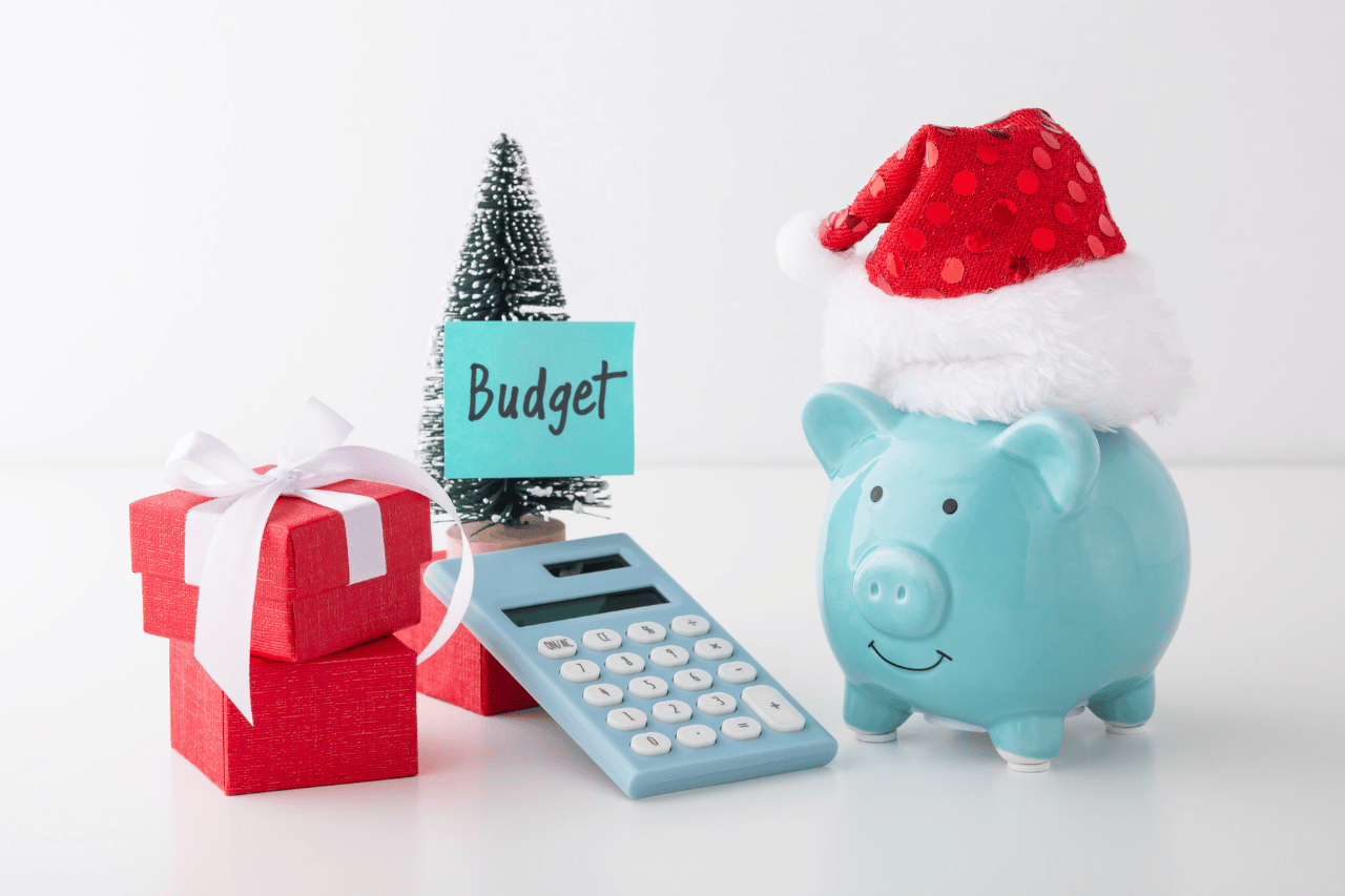 12 Budget Planning Tips for the Holidays
